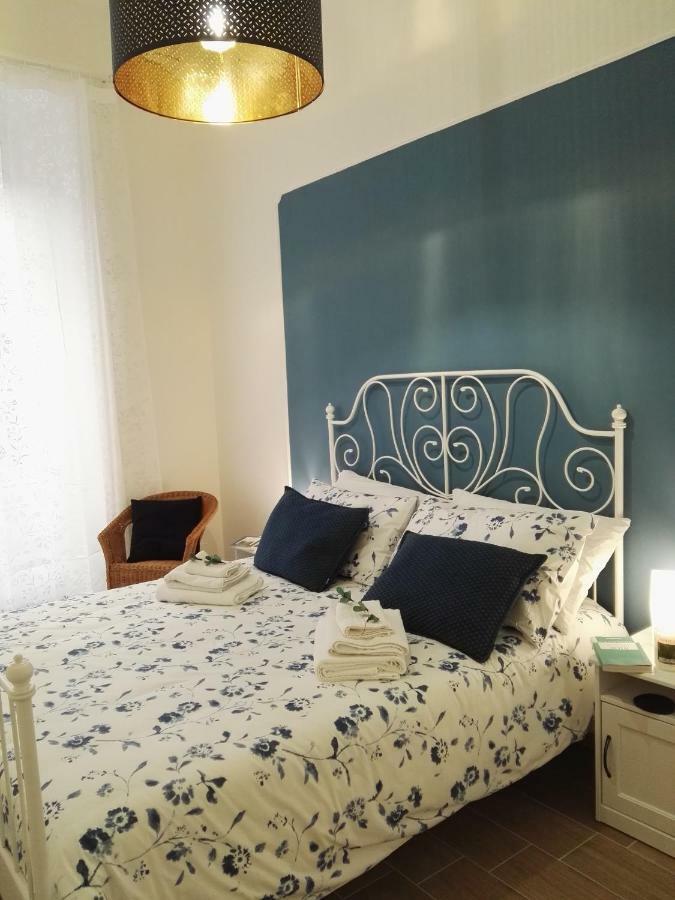 A Casa Di Chiara Apartment Napoli Exterior foto