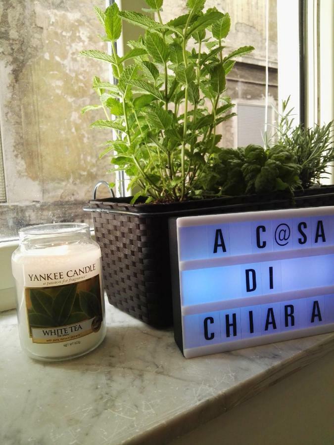 A Casa Di Chiara Apartment Napoli Exterior foto
